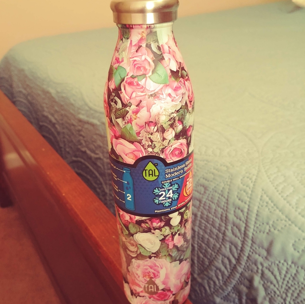 NWT 20oz TAL Hydration stainless steel bottle